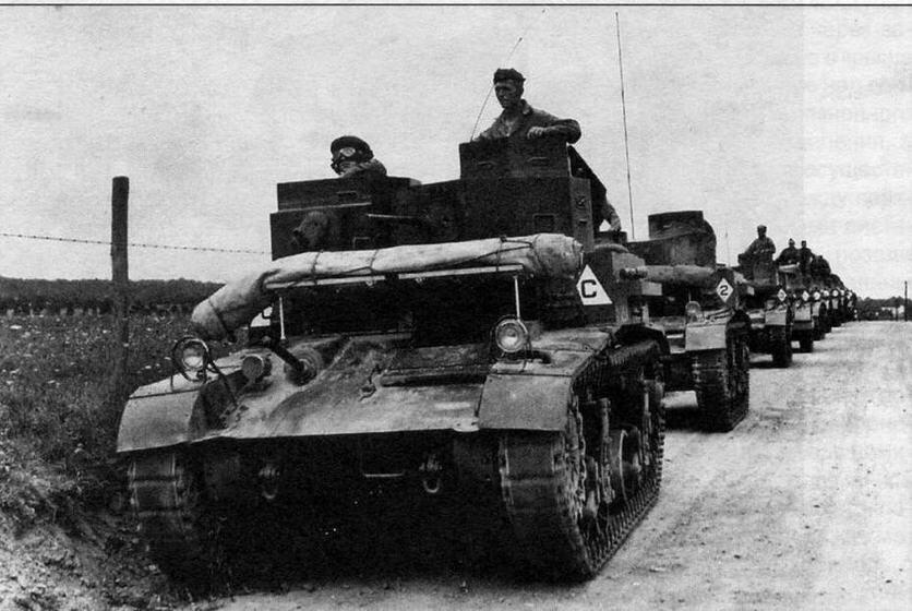 Наиболее массовыми легкими танками армии США в предвоенный период были М2 А2 - фото 4