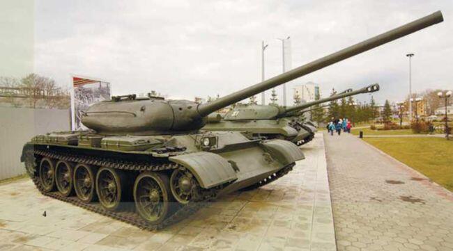 Средний танк Т54 обр 1947 г в военном музее в г Верхняя Пышма Боевые - фото 2