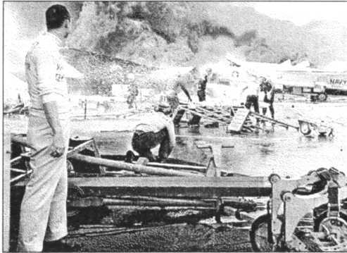 29 июля 1967г произошел пожар на полетной палубе авианосца Forrestal С V - фото 115