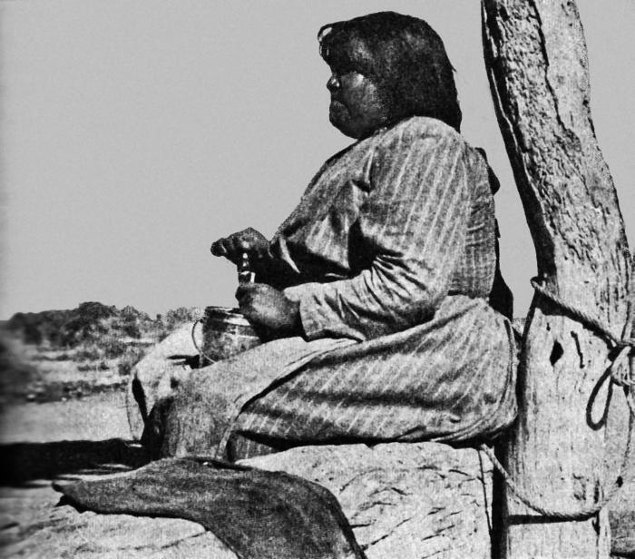 Страдающая ожирением представительница племени пима которую Франк Рассел - фото 9