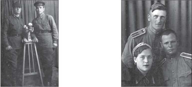 Слева Стодерееский ЮП Старшина курсантской роты У Боевого Знамени - фото 3