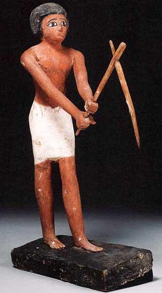 Человек с мотыгой Древний Египет VI династия около 2250 до н э Дерево - фото 8