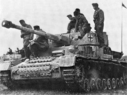PzIV AusfH из состава венгерского 30го танкового полка 1944 год Все - фото 37