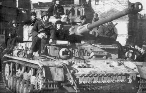 PzIV AusfH болгарской армии София 1944 год Предпринимались попытки - фото 38
