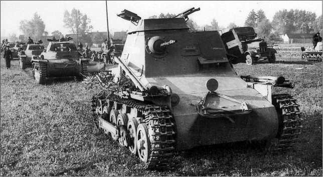 Командирский танк KIPzBfWg 3KIB Отличия в конструкции линейного - фото 22