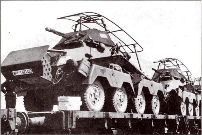 Тяжелые броневики SdKfz 232 из разведывательного батальона моторизованной - фото 4
