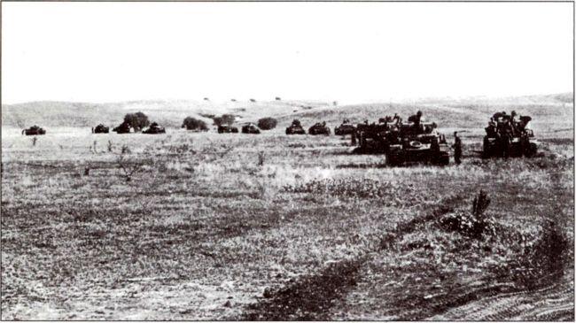 Немецкие танки 4й танковой армии на подступах к Сталинграду Лето 1942 года - фото 25