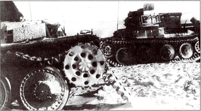 Разбитые немецкие танки чехословацкого производства Pz 38t Прага Январь - фото 56