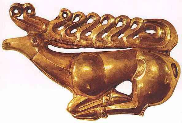 Нащитная бляха в виде фигуры оленя Около 600 до н э Плита с Онежскими - фото 6