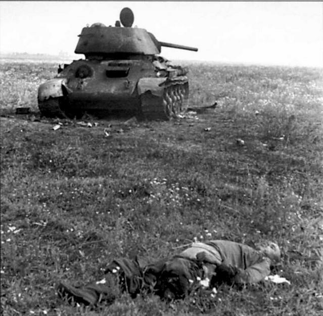 Советским танковым войскам пришлось заплатить высокую цену за освобождение - фото 13