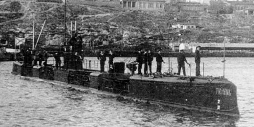 В начале июля 1915 года в море впервые вышел весь Дивизион подводных лодок - фото 20