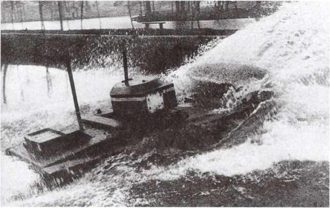 Прыжок на танке Т37А с берега в воду НИБТ полигон 1935 год АСКМ Машина - фото 27