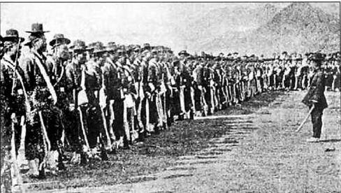 Войска на смотре До 1895 г Процессия сопровождаемая вооруженным эскортом - фото 6