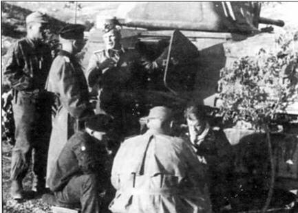 Две сохранившиеся фотографии танка Сомуа в составе 7й танковой роты СС - фото 26