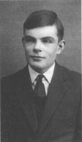 Алан Тьюринг в 1928 году в возрасте 16 лет Здесь родился Алан Тьюринг - фото 1