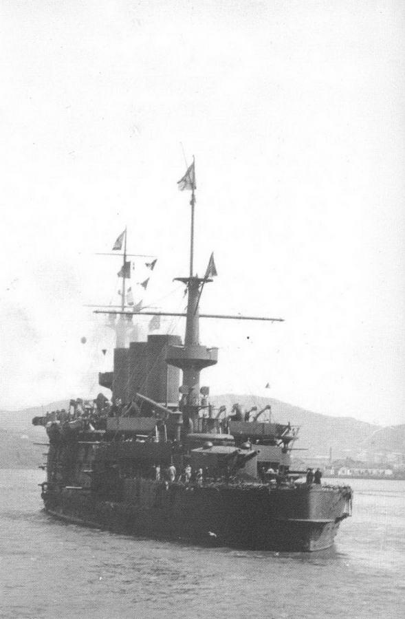 До боя 11 июня адмирал Витгефт получил бумагу что генерал Деси - фото 84