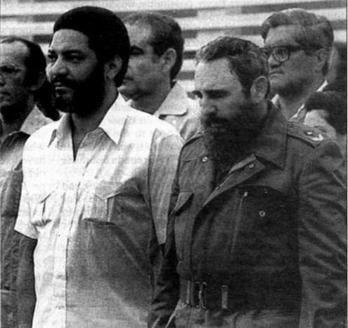 Морис Бишоп вместе с команданте Фиделем 19 октября 1983 года генОстин - фото 2