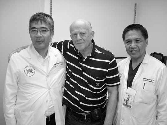 После операции Слева доктор С Нишида Справа медицинский координатор Э - фото 28