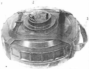 Рис 1 Противотанковая мина ТМ62П2 с взрывателем МВП62 в транспортном - фото 1