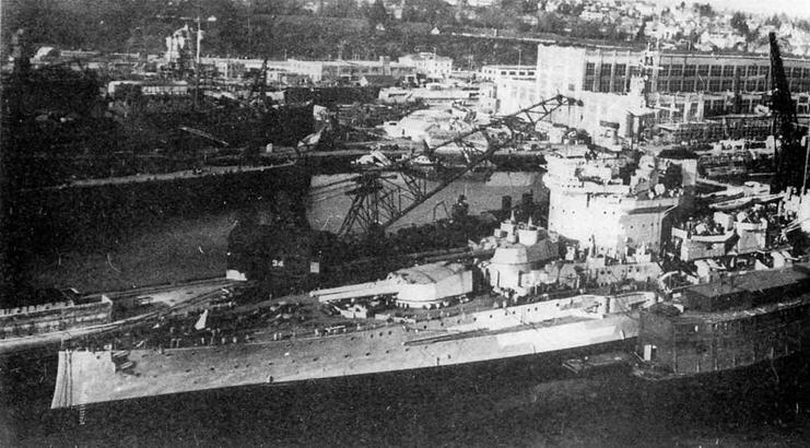 Линейный корабль Уорспайт Линейные корабли Куин Элизабет в 1942 г - фото 168