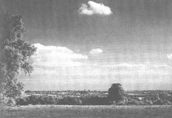 КраунХилл вид с ЭмбьонХилла Фотография сделана в 1930х годах На заднем - фото 1